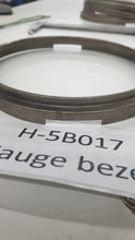 Afbeelding in Gallery-weergave laden, H-5B017 gauge bezel
