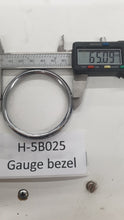 Afbeelding in Gallery-weergave laden, H-5B025 gauge bezel
